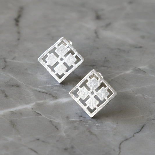 Geometric Bloom Studs