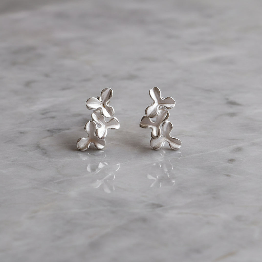 Wisteria Vine Studs