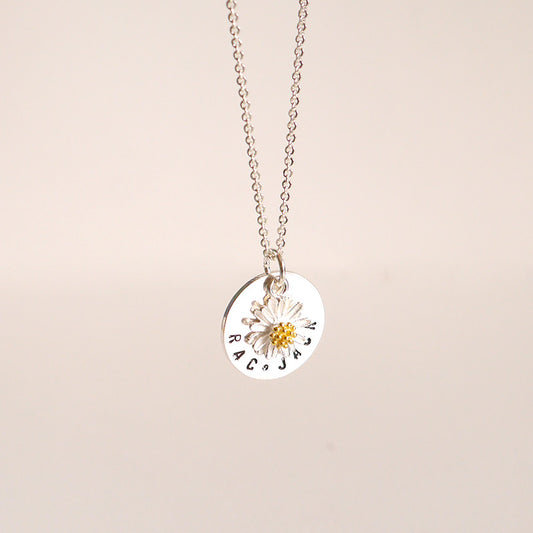 personalized daisy necklace